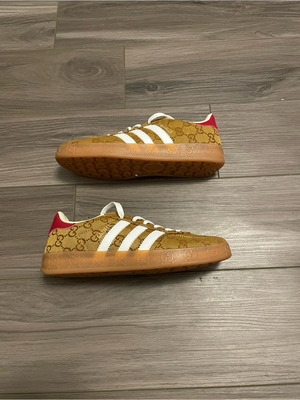 adidas Women's Brown and White Low-Top Sneakers with Red Heel Accent